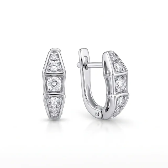 Серьги из золота 585 с бриллиантом