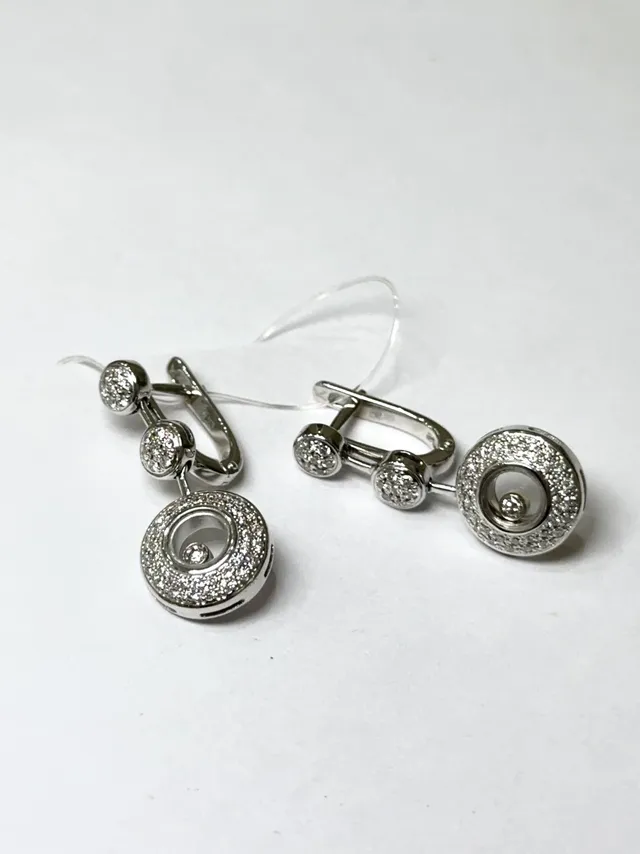 Серьги из золота 585 с бриллиантом